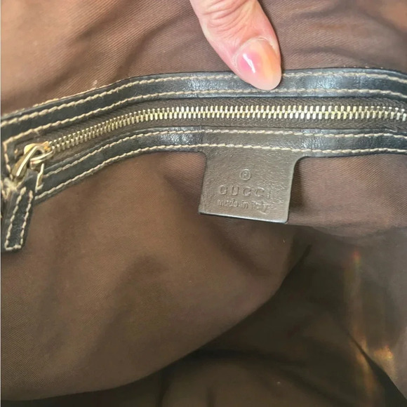 Authentic Gucci Pelham Shoulder Bag GG Canvas with COA - Picture 10 of 11